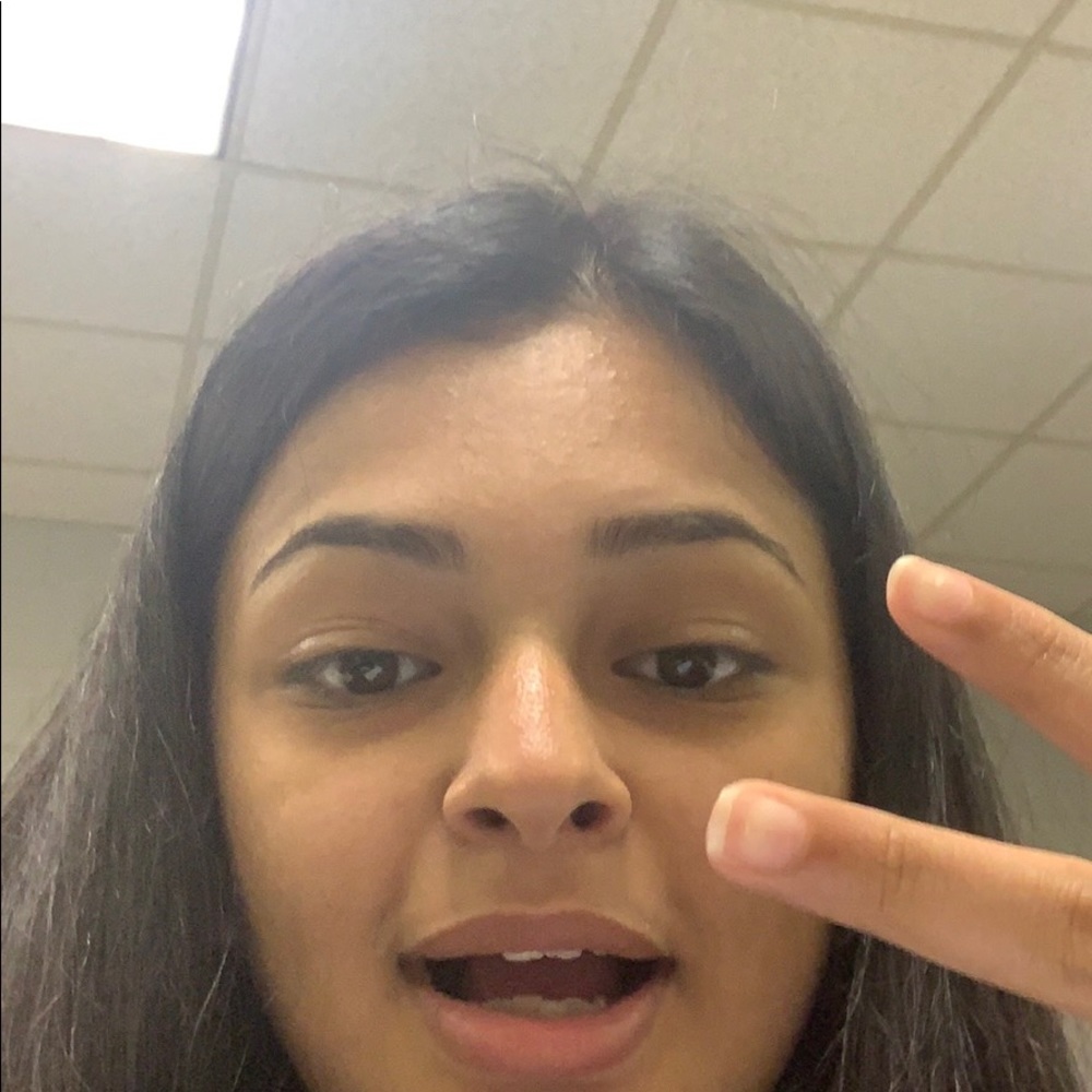 Meet your Posher, Melanie